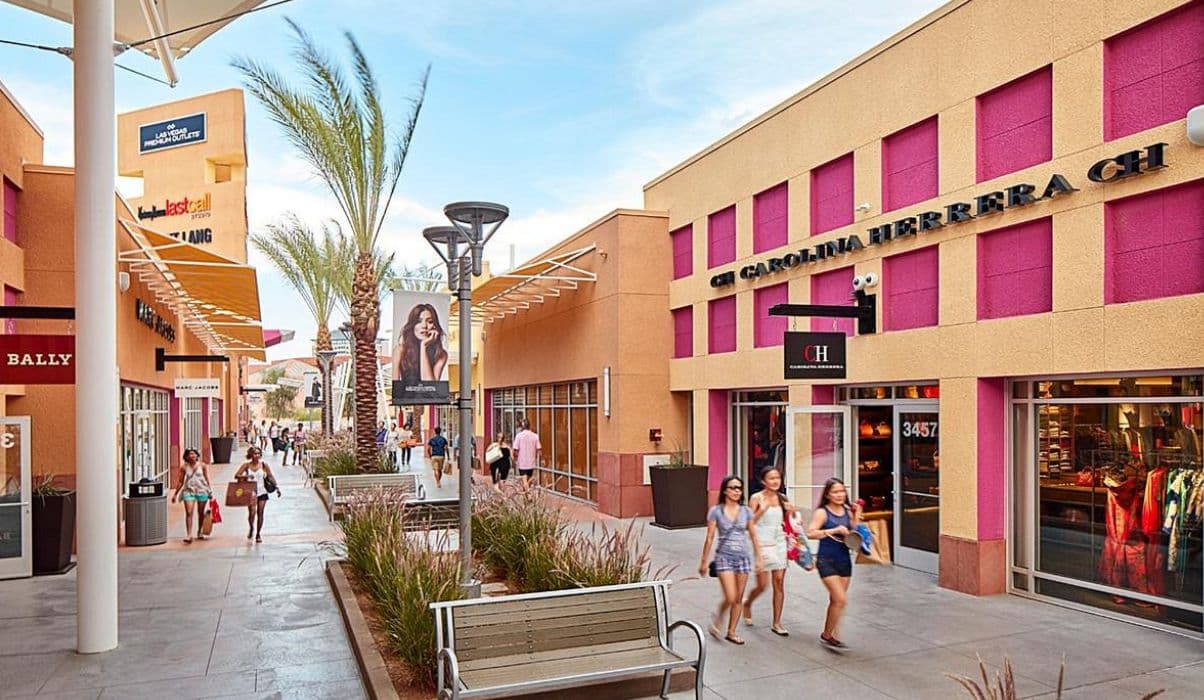 Las Vegas North Premium Outlets