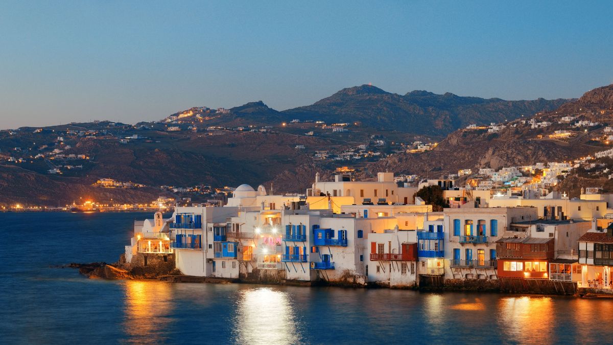 Mykonos holidays - Book and secure your holiday for €1